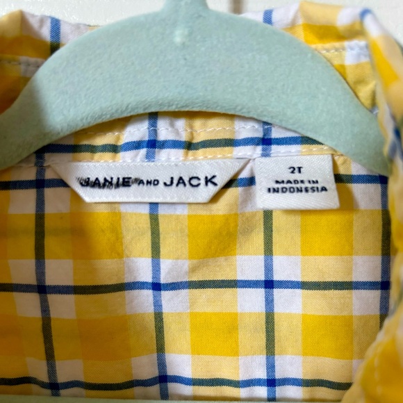 Button down shirt. - Picture 2 of 3